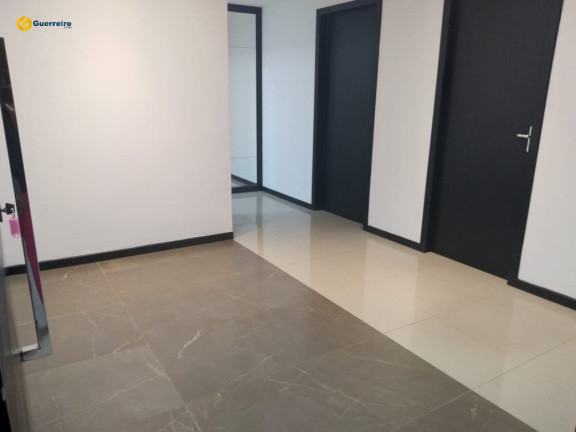 Imagem Sala Comercial à Venda, 92 m² em Centro - Florianópolis Imagem Sala Comercial à Venda, 92 m² em Centro - Florianópolis