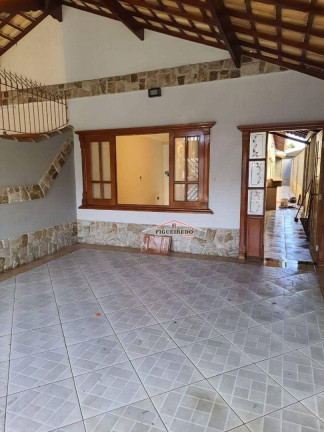 Imagem Casa com 3 Quartos à Venda, 123 m² em Maracanã - Praia Grande Imagem Casa com 3 Quartos à Venda, 123 m² em Maracanã - Praia Grande
