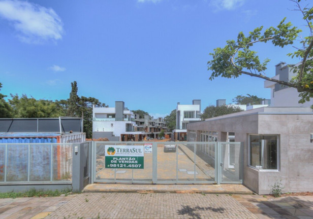 Imagem Casa de Condomínio com 3 Quartos à Venda,  em Ipanema - Porto Alegre