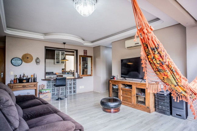 Imagem Apartamento com 3 Quartos à Venda, 90 m² em Passo Da Areia - Porto Alegre
