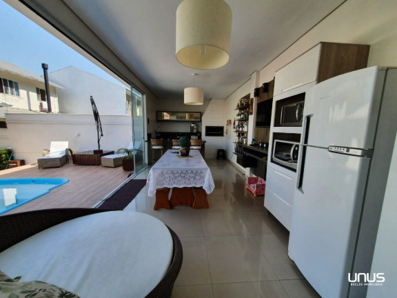 Imagem Casa com 3 Quartos à Venda, 180 m² em Sertão Do Maruim - São José