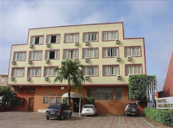 Imagem Imóvel Comercial à Venda, 1.200 m² em Navegantes - Porto Alegre Imagem Imóvel Comercial à Venda, 1.200 m² em Navegantes - Porto Alegre