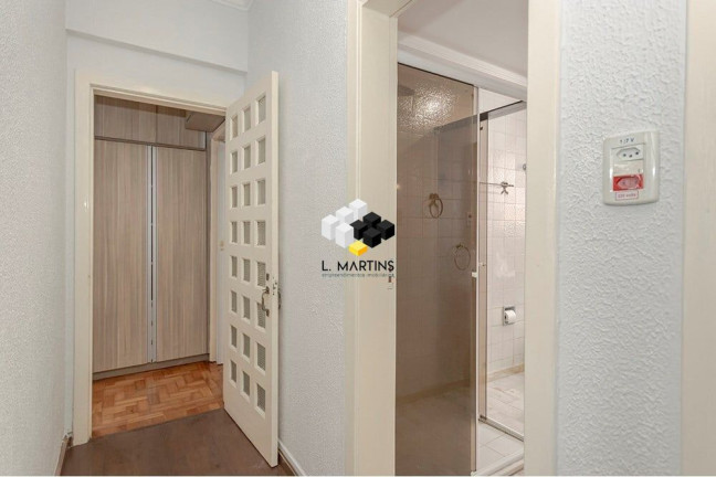 Imagem Apartamento com 3 Quartos à Venda, 128 m² em Auxiliadora - Porto Alegre Imagem Apartamento com 3 Quartos à Venda, 128 m² em Auxiliadora - Porto Alegre