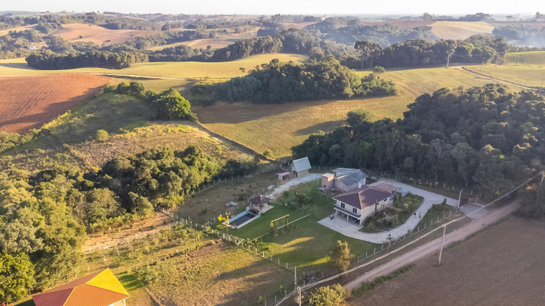 Imagem Imóvel com 2 Quartos à Venda, 12.200 m² em Colônia Rodrigues - Campo Magro