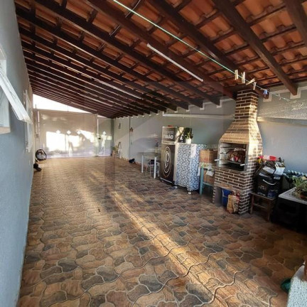Imagem Casa com 2 Quartos à Venda, 120 m² em Vila São Lúcio - Botucatu