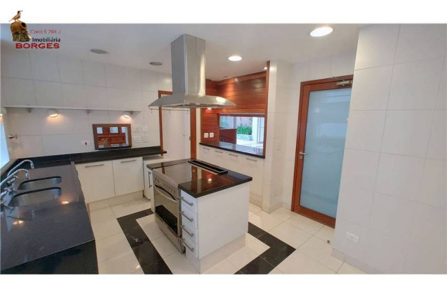 Imagem Casa com 3 Quartos para Alugar, 420 m² em Vila Nova Conceição - São Paulo