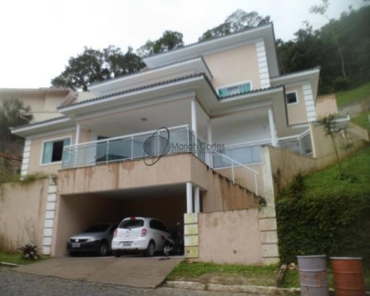 Imagem Casa com 3 Quartos à Venda, 330 m² em Itaipu - Niterói Imagem Casa com 3 Quartos à Venda, 330 m² em Itaipu - Niterói