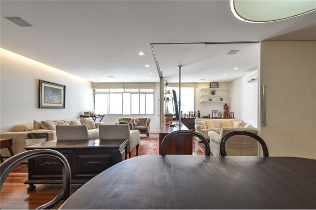 Imagem Apartamento com 2 Quartos à Venda, 129 m² em Itaim Bibi - São Paulo