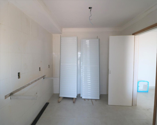 Imagem Imóvel com 3 Quartos à Venda, 241 m² em Canto Do Forte - Praia Grande Imagem Imóvel com 3 Quartos à Venda, 241 m² em Canto Do Forte - Praia Grande