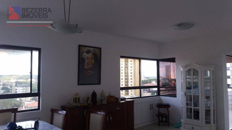 Imagem Apartamento com 4 Quartos à Venda, 186 m² em Candelária - Natal