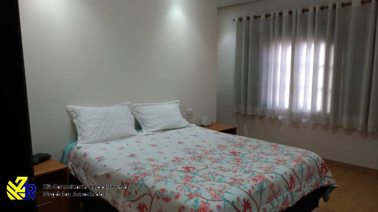 Imagem Sobrado com 3 Quartos à Venda, 300 m² em Jardim Piqueroby - São Paulo