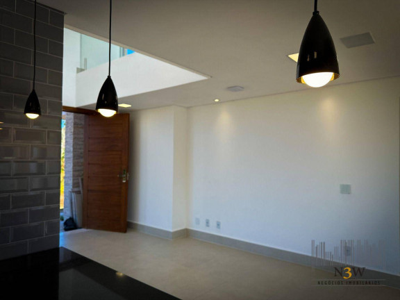 Imagem Casa com 4 Quartos à Venda, 256 m² em Condomínio Ninho Verde Ii - Pardinho Imagem Casa com 4 Quartos à Venda, 256 m² em Condomínio Ninho Verde Ii - Pardinho