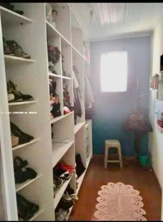 Imagem Casa com 4 Quartos à Venda, 140 m² em Cidade Industrial - Curitiba