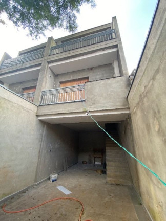Imagem Sobrado com 3 Quartos à Venda, 168 m² em Utinga - Santo André