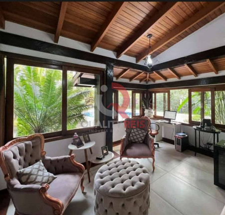 Imagem Casa de Condomínio com 3 Quartos à Venda, 320 m² em Chácara Dos Lagos - Carapicuíba