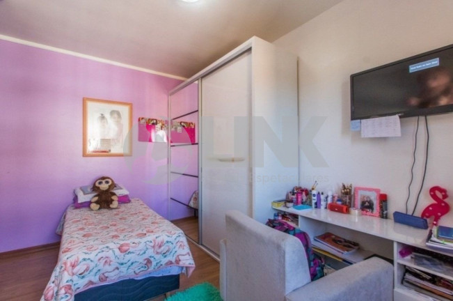 Imagem Imóvel com 3 Quartos à Venda, 200 m² em Jardim Itu - Porto Alegre Imagem Imóvel com 3 Quartos à Venda, 200 m² em Jardim Itu - Porto Alegre