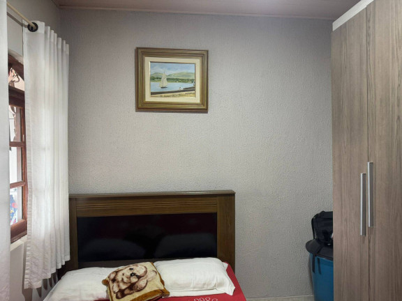 Imagem Casa com 5 Quartos à Venda, 200 m² em Cidade Industrial - Curitiba