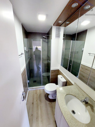 Imagem Imóvel com 2 Quartos à Venda, 72 m² em Glória - Porto Alegre Imagem Imóvel com 2 Quartos à Venda, 72 m² em Glória - Porto Alegre