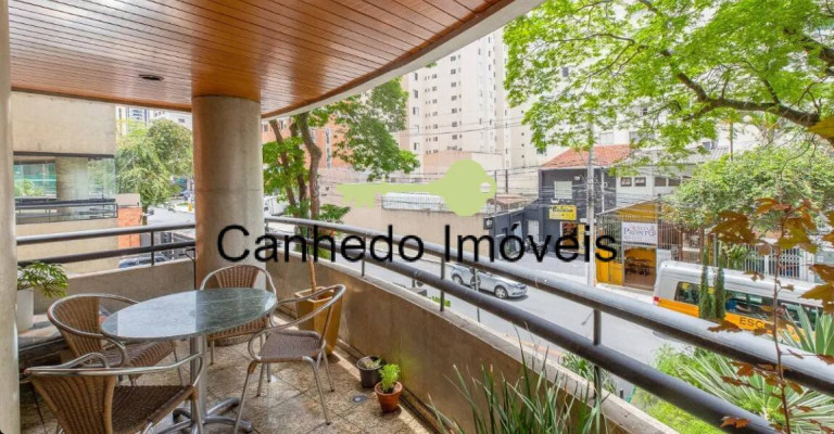 Imagem Apartamento com 4 Quartos à Venda, 220 m² em Moema - São Paulo Imagem Apartamento com 4 Quartos à Venda, 220 m² em Moema - São Paulo