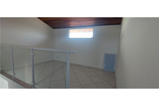 Imagem Casa com 3 Quartos à Venda,  em Vila Carmosina - São Paulo