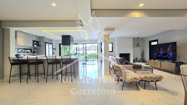 Imagem Casa de Condomínio com 3 Quartos à Venda, 260 m² em Alphaville - Santana De Parnaíba Imagem Casa de Condomínio com 3 Quartos à Venda, 260 m² em Alphaville - Santana De Parnaíba