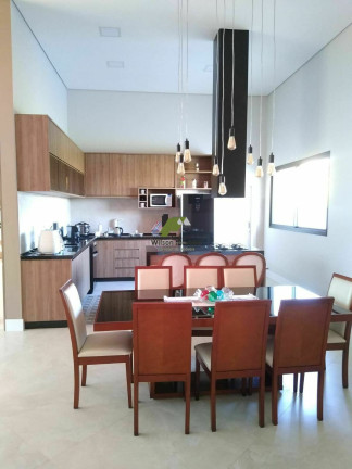 Imagem Casa com 3 Quartos à Venda, 367 m² Imagem Casa com 3 Quartos à Venda, 367 m²
