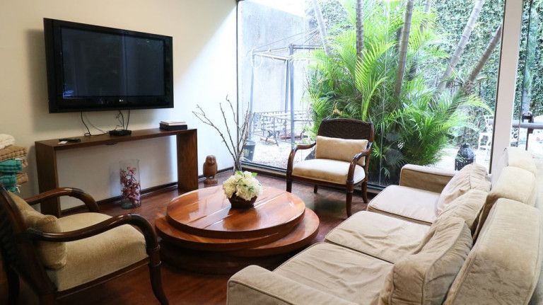 Imagem Casa com 5 Quartos à Venda,  em Vila Mariana - São Paulo