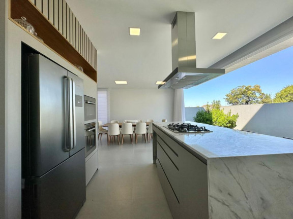Imagem Casa com 4 Quartos à Venda, 290 m² em Novo Louro - Capao Da Canoa Imagem Casa com 4 Quartos à Venda, 290 m² em Novo Louro - Capao Da Canoa