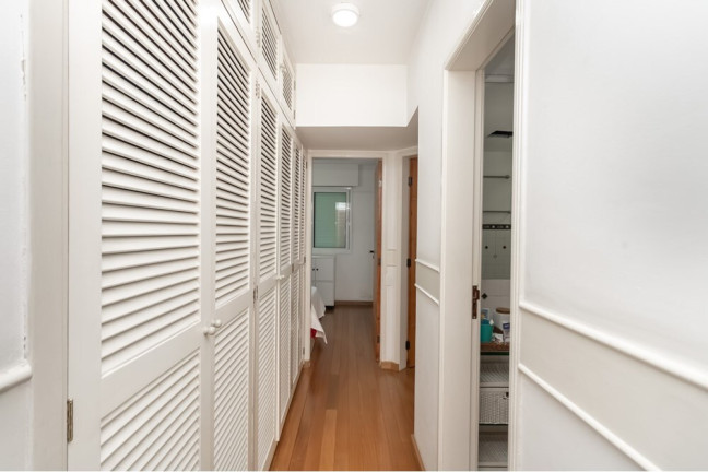 Imagem Cobertura com 3 Quartos à Venda, 190 m² em Jardim Das Acácias - São Paulo