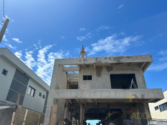 Casa com 5 Quartos à Venda,  em Santa Paula I - Vila Velha