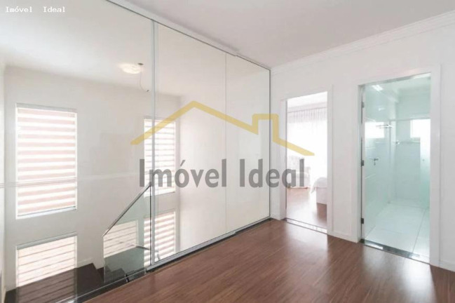 Imagem Casa com 5 Quartos à Venda, 317 m² em Santa Felicidade - Curitiba