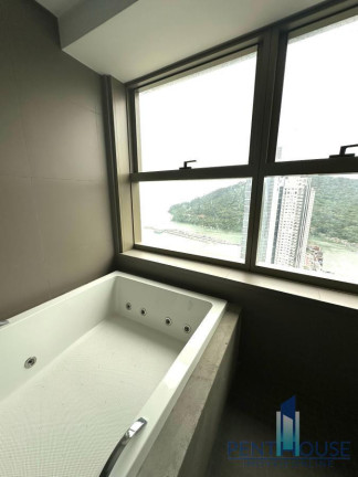 Imagem Apartamento com 4 Quartos à Venda, 257 m² em Centro - Balneário Camboriú Imagem Apartamento com 4 Quartos à Venda, 257 m² em Centro - Balneário Camboriú