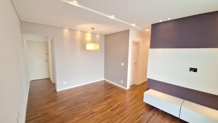 Imagem Apartamento com 3 Quartos à Venda, 85 m² em Jardim Tupanci - Barueri
