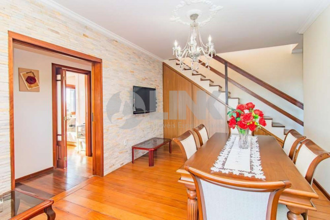 Imagem Imóvel com 3 Quartos à Venda, 181 m² em Tristeza - Porto Alegre Imagem Imóvel com 3 Quartos à Venda, 181 m² em Tristeza - Porto Alegre