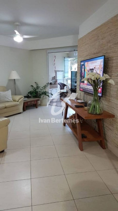 Imagem Apartamento com 3 Quartos para Temporada, em Bombas - Bombinhas Imagem Apartamento com 3 Quartos para Temporada, em Bombas - Bombinhas