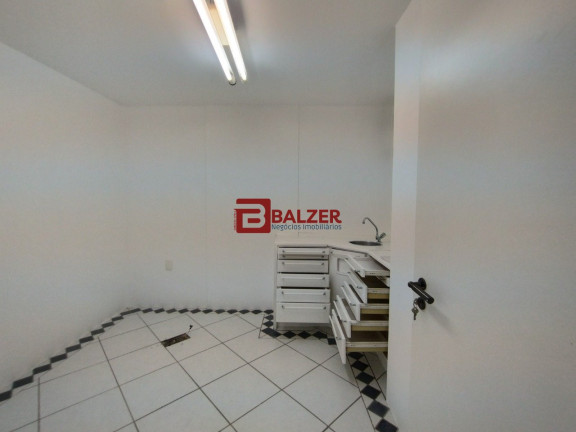 Imagem Sala Comercial à Venda, 78 m² em Centro - Florianópolis Imagem Sala Comercial à Venda, 78 m² em Centro - Florianópolis