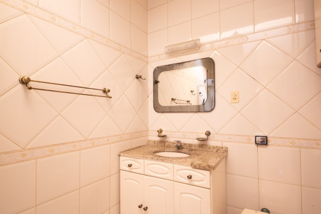 Imagem Casa com 3 Quartos à Venda, 156 m² em Petrópolis - Porto Alegre