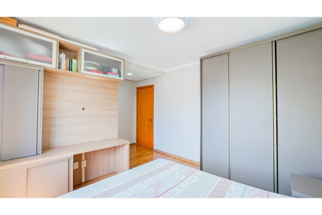 Imagem Apartamento com 2 Quartos à Venda, 80 m² em Santana - Porto Alegre