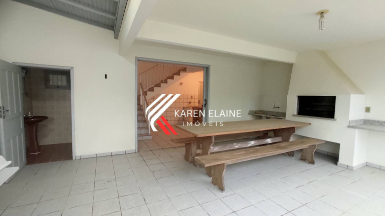 Casa com 4 Quartos à Venda, 312 m² em Praia De Fora - Palhoça