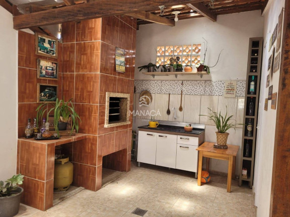 Imagem Casa com 3 Quartos à Venda, 130 m² em Centro - Barra Velha