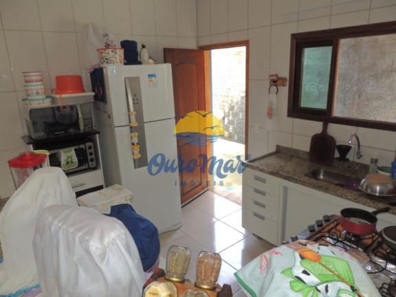 Imagem Casa com 3 Quartos para Alugar ou Temporada, 180 m² em Jardim Das Palmeiras - Itanhaém