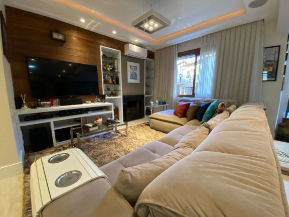 Imagem Apartamento com 3 Quartos à Venda, 242 m² em Bela Vista - Porto Alegre