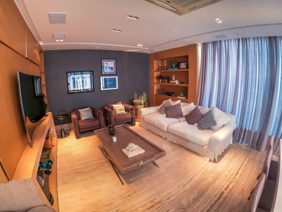 Imagem Cobertura com 3 Quartos à Venda, 252 m² em Centro - Balneário Camboriú Imagem Cobertura com 3 Quartos à Venda, 252 m² em Centro - Balneário Camboriú