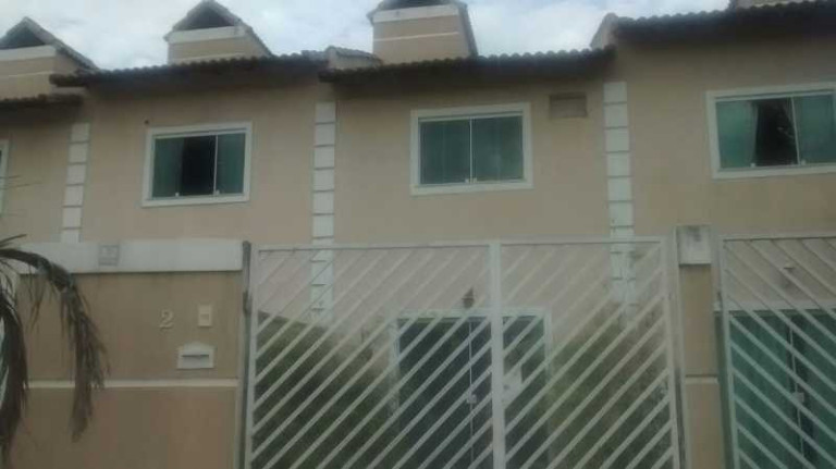 Imagem Imóvel com 2 Quartos à Venda, 70 m² em Pedra De Guaratiba - Rio De Janeiro