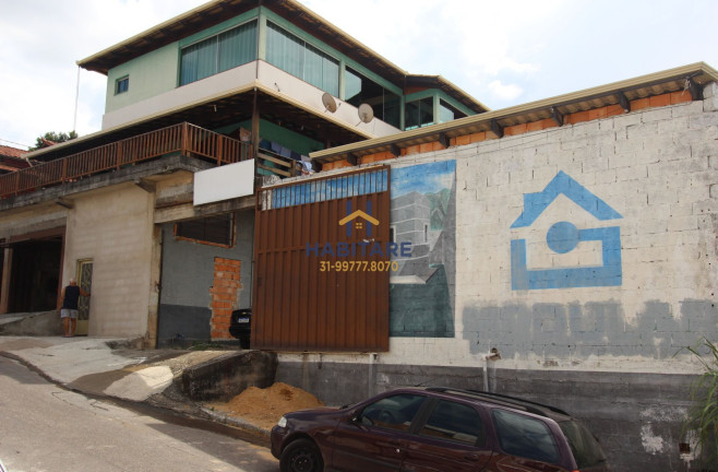Imagem Casa com 4 Quartos à Venda, 385 m² em Centro - Ibirité