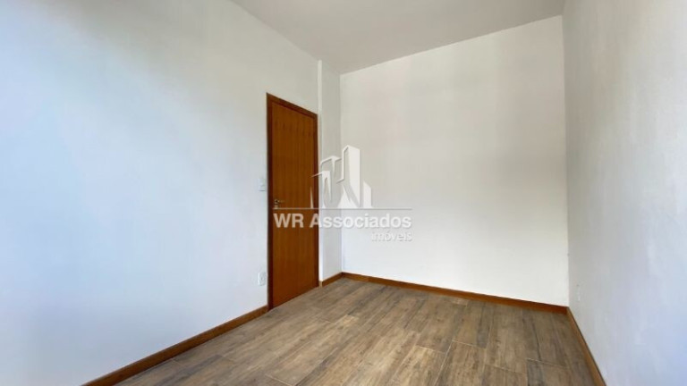 Imagem Apartamento com 2 Quartos à Venda, 70 m²