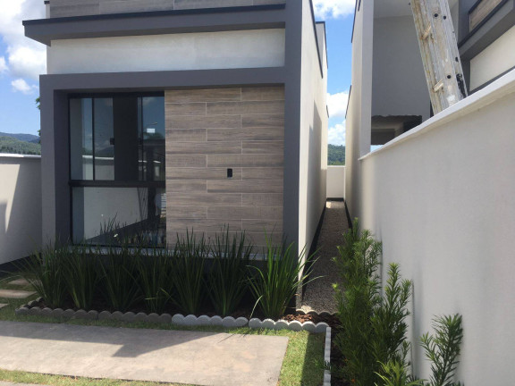 Imagem Casa com 2 Quartos à Venda, 57 m² em Br Felice - Tijucas Imagem Casa com 2 Quartos à Venda, 57 m² em Br Felice - Tijucas