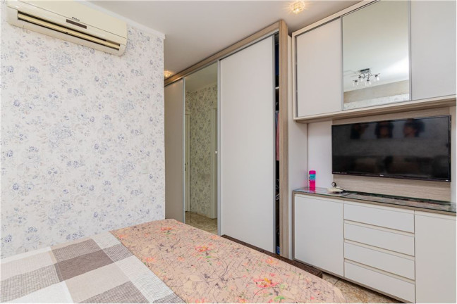 Imagem Casa com 2 Quartos à Venda, 108 m² em Lomba Do Pinheiro - Porto Alegre