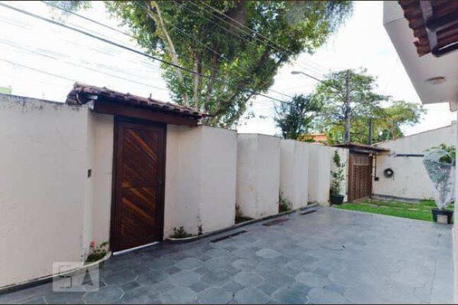 Imagem Sobrado com 5 Quartos à Venda, 290 m² em Vila Galvão - Guarulhos Imagem Sobrado com 5 Quartos à Venda, 290 m² em Vila Galvão - Guarulhos