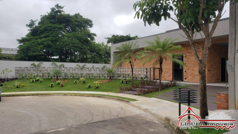 Imagem Casa de Condomínio com 3 Quartos à Venda, 254 m² em Condomínio Terras Do Vale - Caçapava Imagem Casa de Condomínio com 3 Quartos à Venda, 254 m² em Condomínio Terras Do Vale - Caçapava